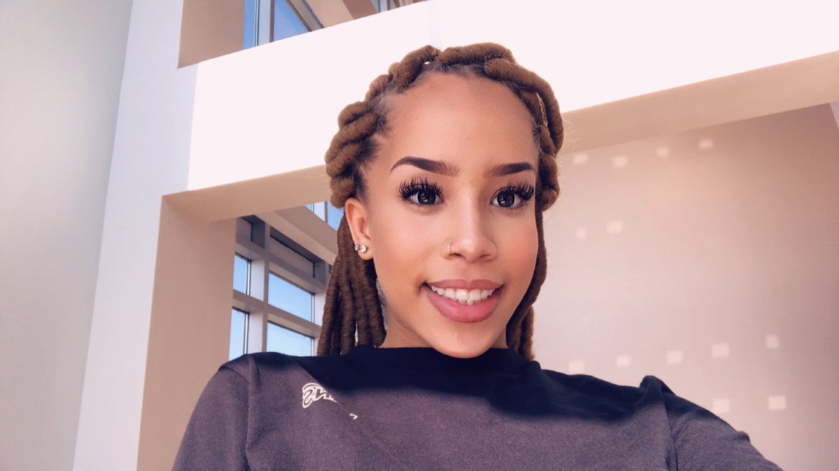 UH_CSO's tweet photo. #UHCSO #WhosWhoUH
Paris Harvey, Social media chair/Historian
Biology major
Sophomore
Favorite Vine: “Why are you running?” https://t.co/vCR5N8PAgo