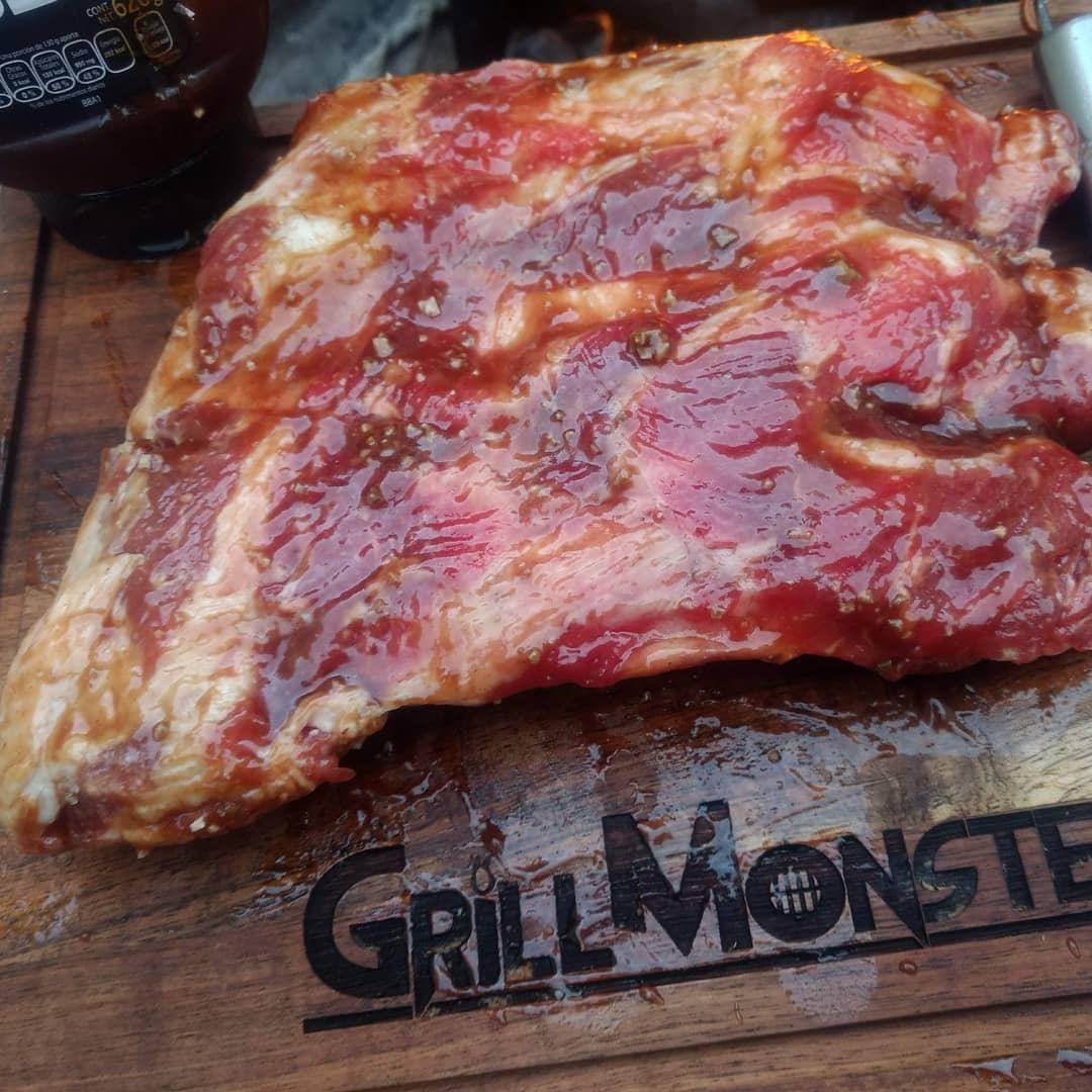 GrillMonstermx's tweet photo. Costillas "picapiedra" ya listas para ir a la parrilla, ya con su salsa barbecue! 👌😎🔥 
#FelizLunes #DiaMundialdelaFotografia #grill #bbq @Webergrillmex #FelizInicioDeSemana #Hoy https://t.co/11XynGhiSz