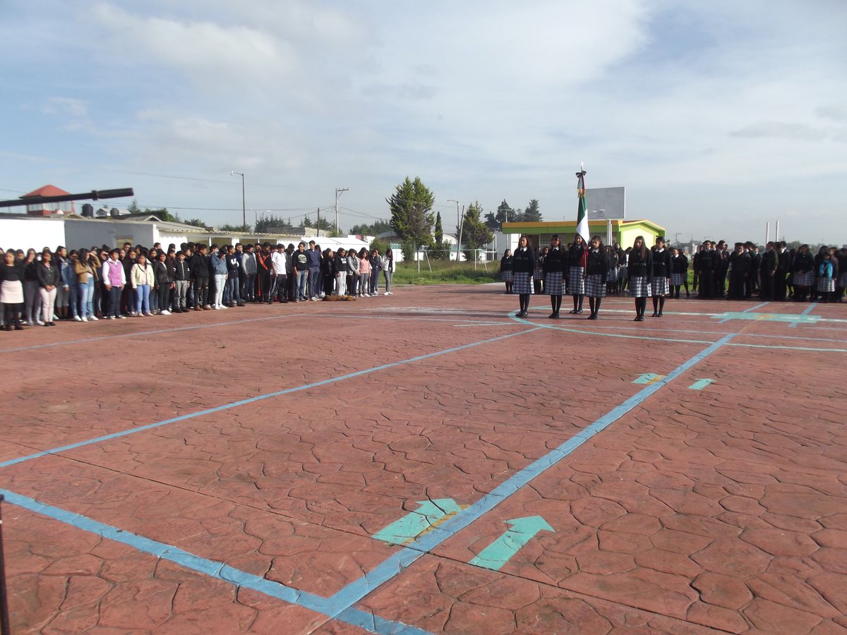 146Epo's tweet photo. La EPO Núm. 146 inicio a las actividades académicas, con la ceremonia de inauguración del ciclo escolar 2019-2020, bienvenidos y mucho éxito a nuestros nuevos estudiantes y comunidad escolar. https://t.co/OWo7KGVs1R