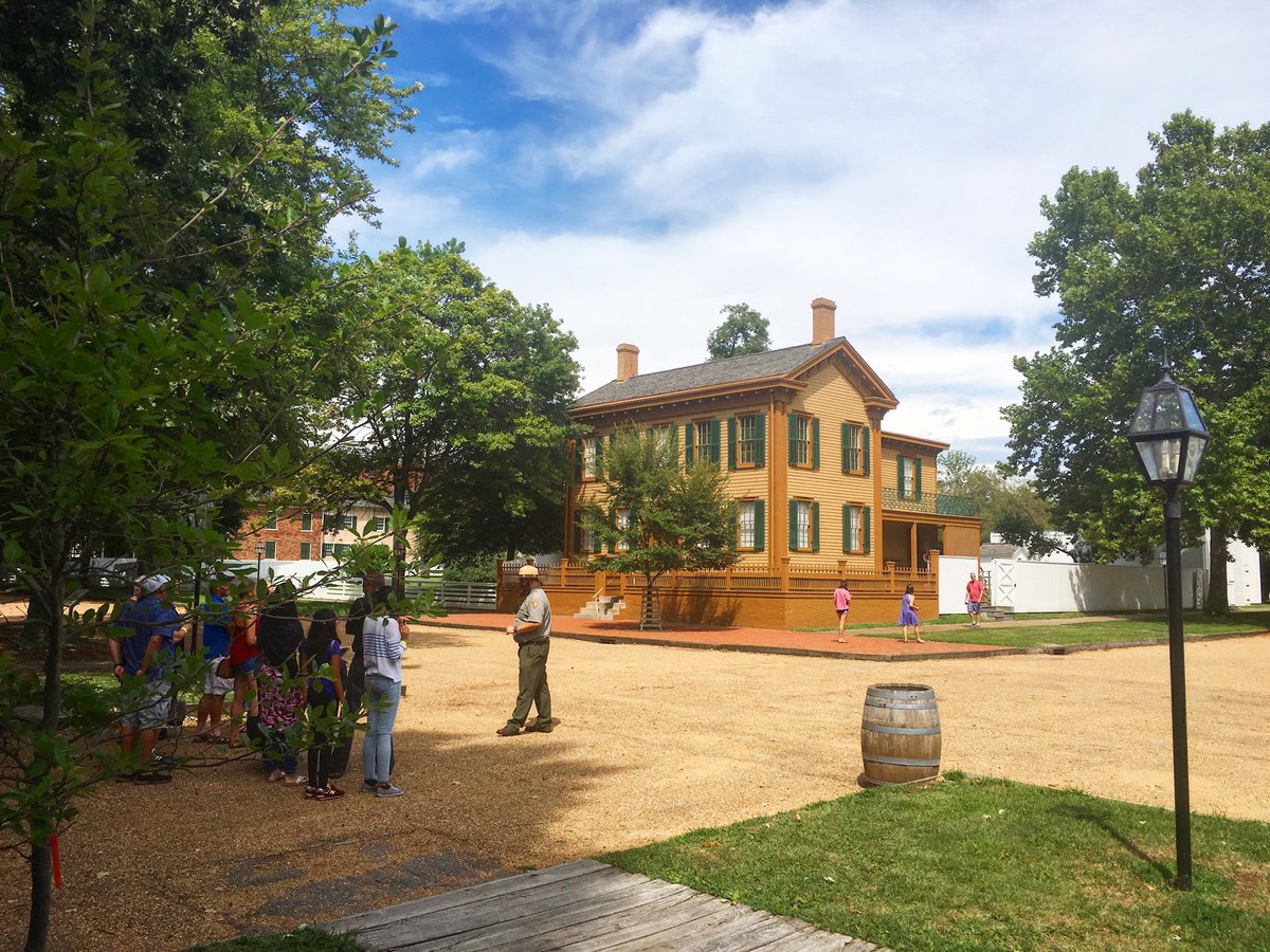 #HappyMonday! It’s time to #FindYourPark and seize the day! Got any plans? #visitspringfield