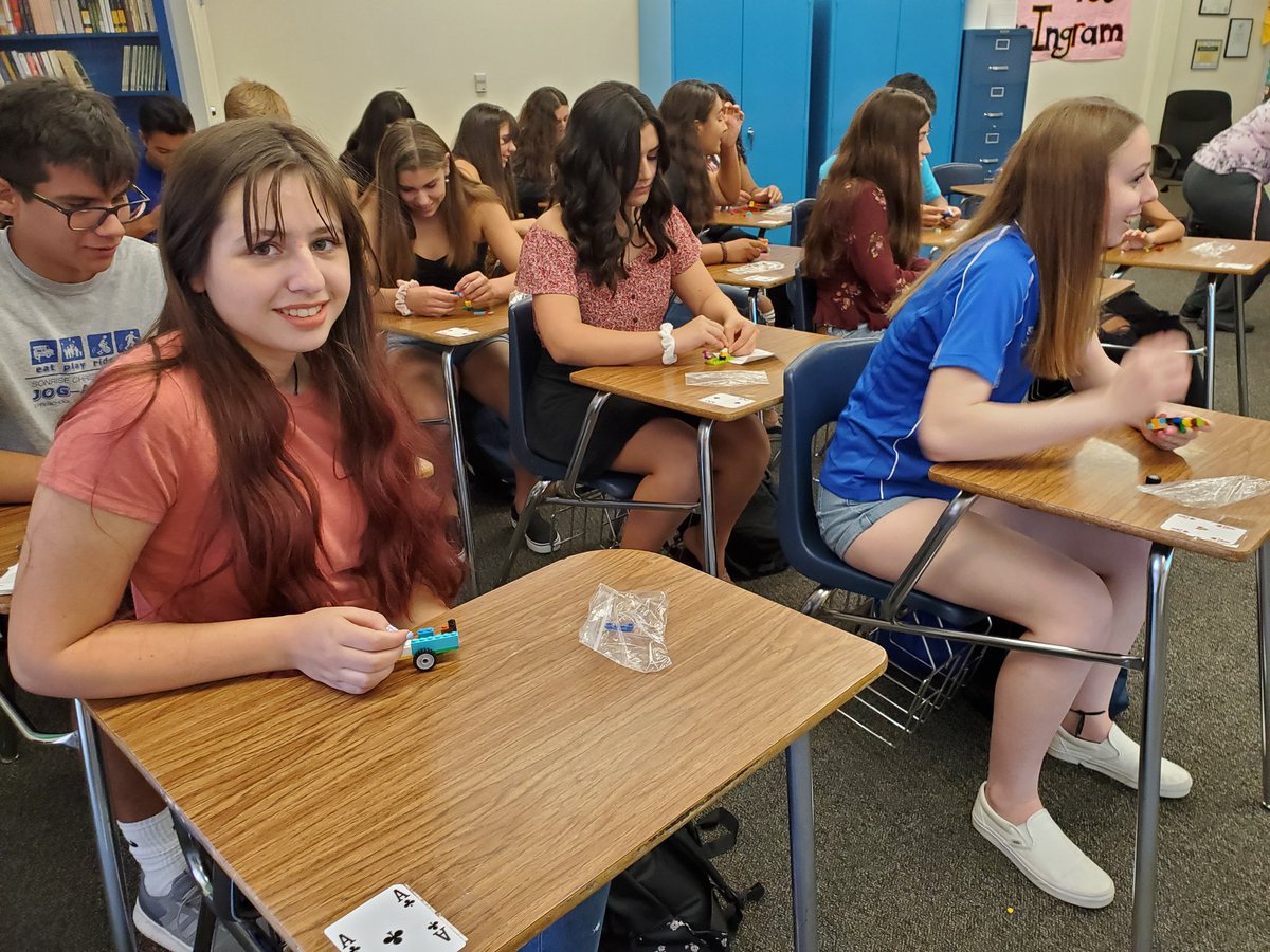 BonitaUSD's tweet photo. These @SanDimasHS Saints are ready to learn! #Bonitafirstday https://t.co/83uB9CVyYb