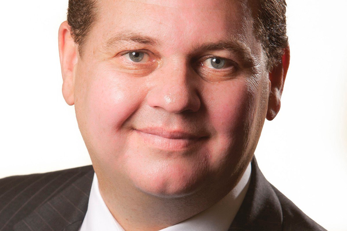 Congrats to Bill Cunningham on receiving the #SFU Chancellor's Distinguished Service Award! <a href="/billycfl/">Bill Cunningham</a> is a  passionate community leader who devotes his time to numerous organizations and causes. #SimonFraserU <a href="/Aegiardini/">Anne Giardini, OC, OBC, KC</a>

sfu.ca/sfunews/storie…