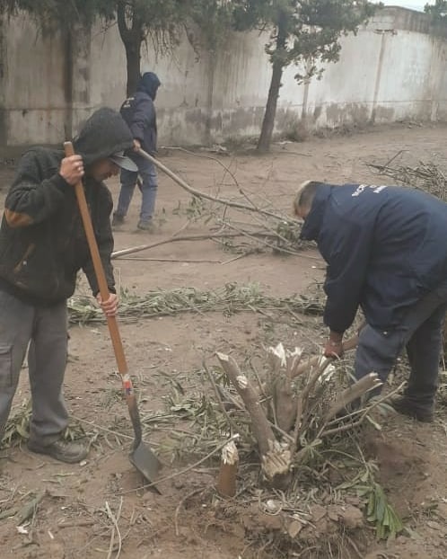 ambientelr's tweet photo. Nuestros chicos son el mejor equipo, en este feriado siguen trabajando ‼️

#Superequipo #Somosambiente #Somostrabajo #SomosLaRioja https://t.co/62w4MMAGFe