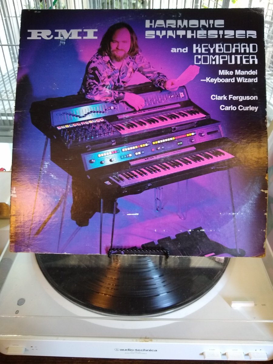 ThreeBirdsCoff's tweet image. This record sounds exactly like it looks.
#cafevinyl 
#keyboardwizard