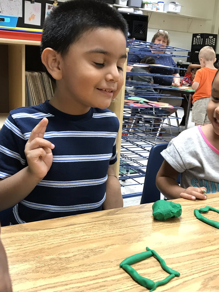 davis_fam's tweet photo. In #MrsDavisPreK play dough &amp; Letter S means we can make a spider, square, spatula, &amp; seeds @Falling_CreekES #oneccps https://t.co/mHqcRxWI2O