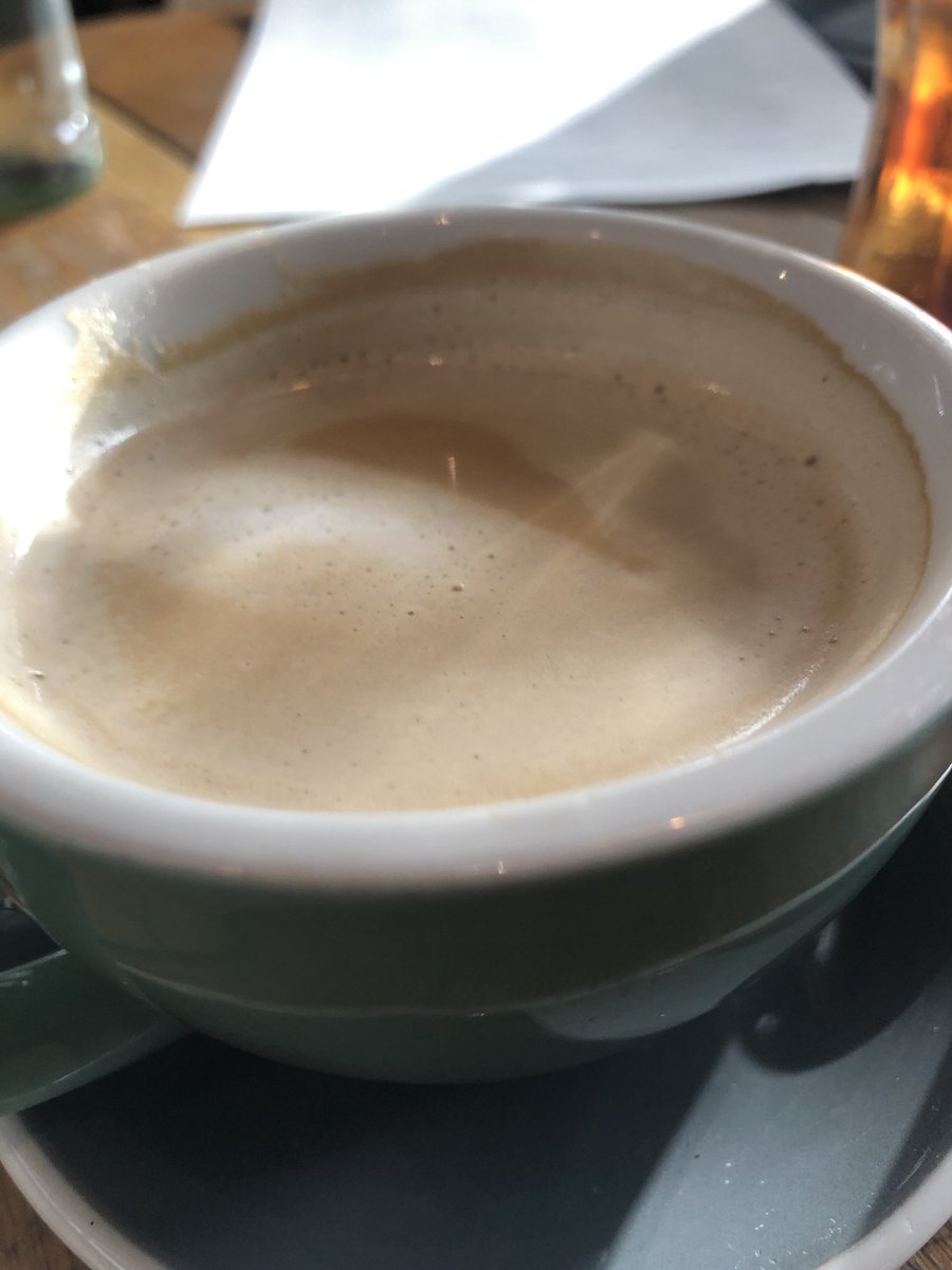 Not being funny but no excuse to have a fresh bean coffee set up and not deliver - even in a pub! Not in this era @ Duke of Wellington Portobello Rd - THIS IS NOT A FLAT WHITE - just say milky coffee n charge less! #coffeehypeldn #coffeelover no velvet no foam yuk! 😤