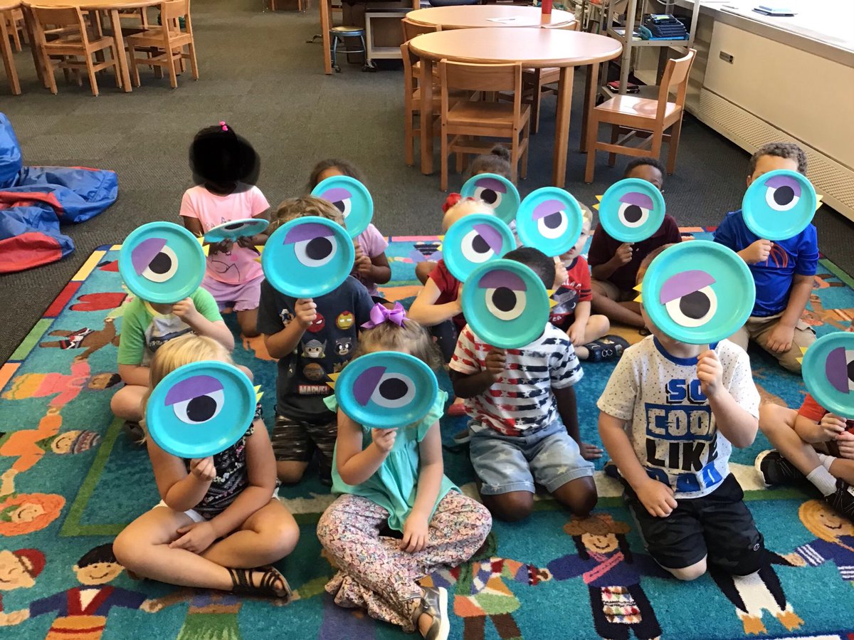 We introduced Pigeon to our Pre-K today! <a href="/SESWildcats/">Saks Ele. School</a>