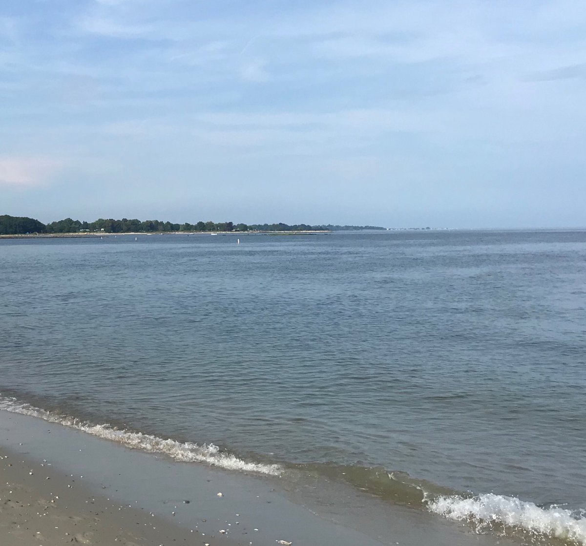 RoseHorowitz31's tweet photo. “The water will be closed for another 45 minutes,” announces the lifeguard at #CompoBeach in #Westport. My 1st day in two weeks to swim (it’s high tide) &amp; there’s thunder⚡️👙🚫 #Monday https://t.co/FefeMxpXAw