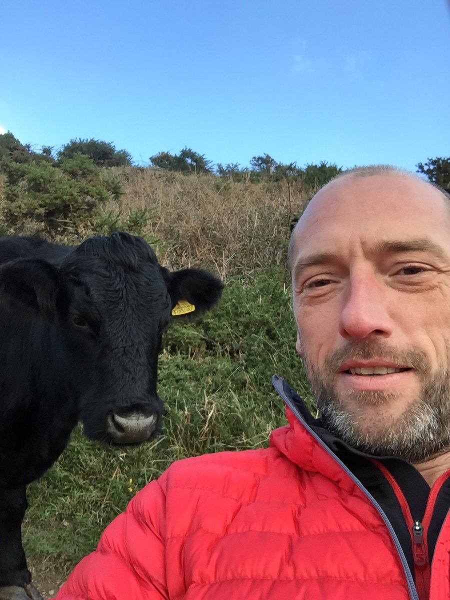 I miss Gerald, sensible conversation had disappeared since he left. 😢