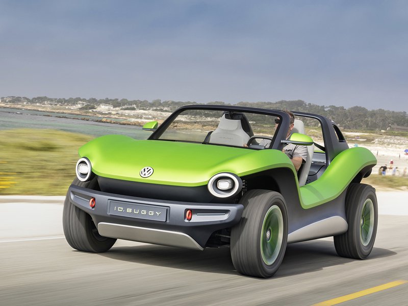 AutoweekUSA's tweet photo. VW's electric ID Buggy concept tries out California sand https://t.co/7ZSzVP2xT2 https://t.co/jEsRdBMPSR