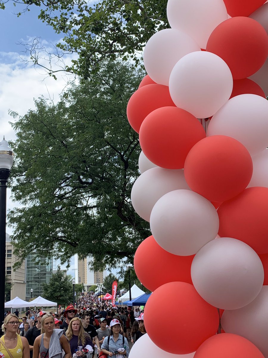 BuckiFrenzy's tweet photo. We hope you’re all having fun at Buck-i-Frenzy! There’s still two more hours left. Be sure to check it out! https://t.co/y12jvDQci4