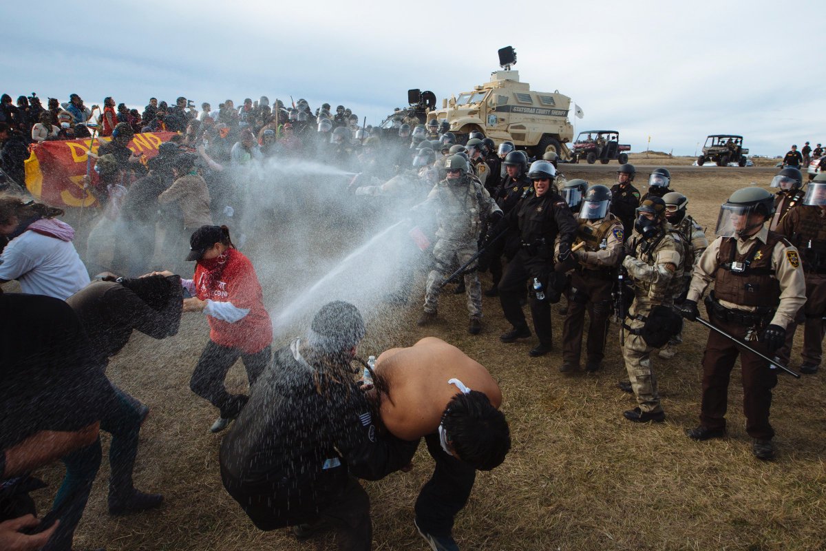 jfkeeler's tweet image. When you couple this with how DAPL treated Water Protectors at Standing Rock it shows Sen. Warren doesn't get how Native people were brutalized to make way for the pipeline crews (or even by pipeline crew members). #NativeForum #NativeVote20 #Election2020