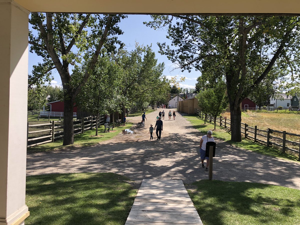 HeritageParkYYC's tweet photo. Did you know that Heritage Park is a charity? Every visit to the Park keeps the past alive! Escape to the Park today. #heritageparkyyc #goingbackgivesback #escapetoday https://t.co/8FBlNmRzKl