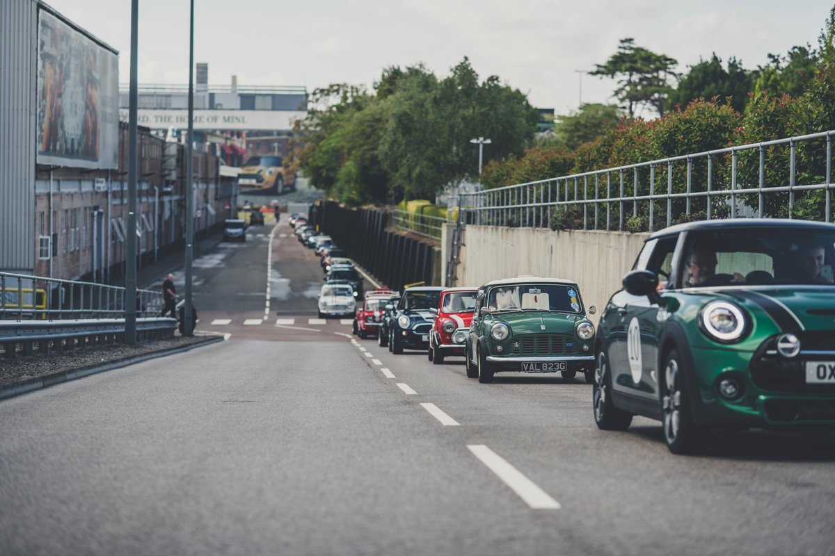 yartycordials's tweet photo. Fresh from the official 60th anniversary celebrations with @MINIUK the famous Val the van will be stretching her wheels for @Sportingbears this weekend @Carfestevent raising money for @BBCCiN and other charities.
#valthemini #SportingBears #dreamrides #carfestsouth https://t.co/beVbtUWmM1