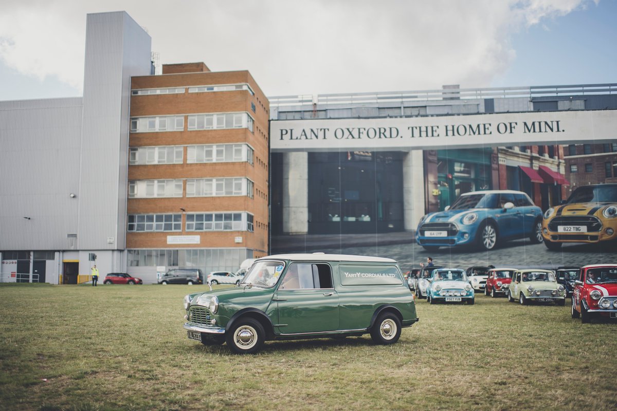 yartycordials's tweet photo. Fresh from the official 60th anniversary celebrations with @MINIUK the famous Val the van will be stretching her wheels for @Sportingbears this weekend @Carfestevent raising money for @BBCCiN and other charities.
#valthemini #SportingBears #dreamrides #carfestsouth https://t.co/beVbtUWmM1