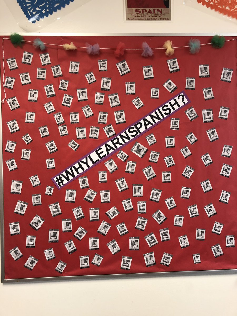 Students created their own hashtags around why they want to learn español!
