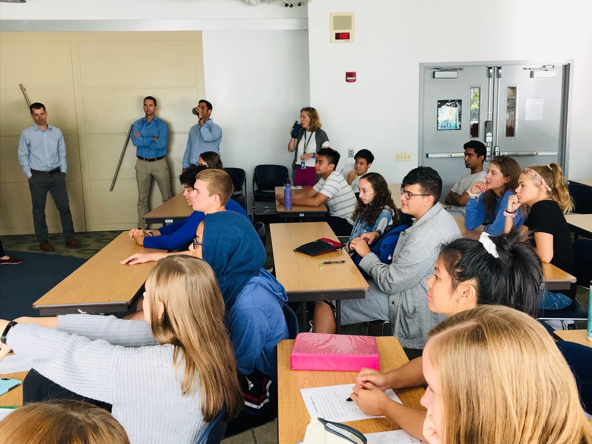 Tutor training up and going! Sure, it’s about content and skills, but patience, kindness, and empathy come first in the Lab of Literacy. ⁦<a href="/SandburgHS/">Carl Sandburg H.S.</a>⁩ ⁦<a href="/SandburgLitLab/">Sandburg Lit Lab</a>⁩ ⁦<a href="/jltyrrell8/">Dr. Jennifer Tyrrell</a>⁩