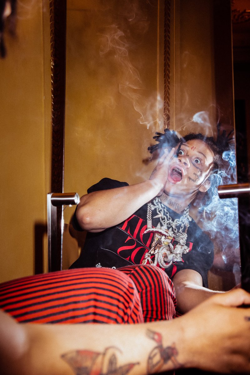 trippieredd's tweet image. .@1883Magazine FEATURE OUT NOW 🌊😈