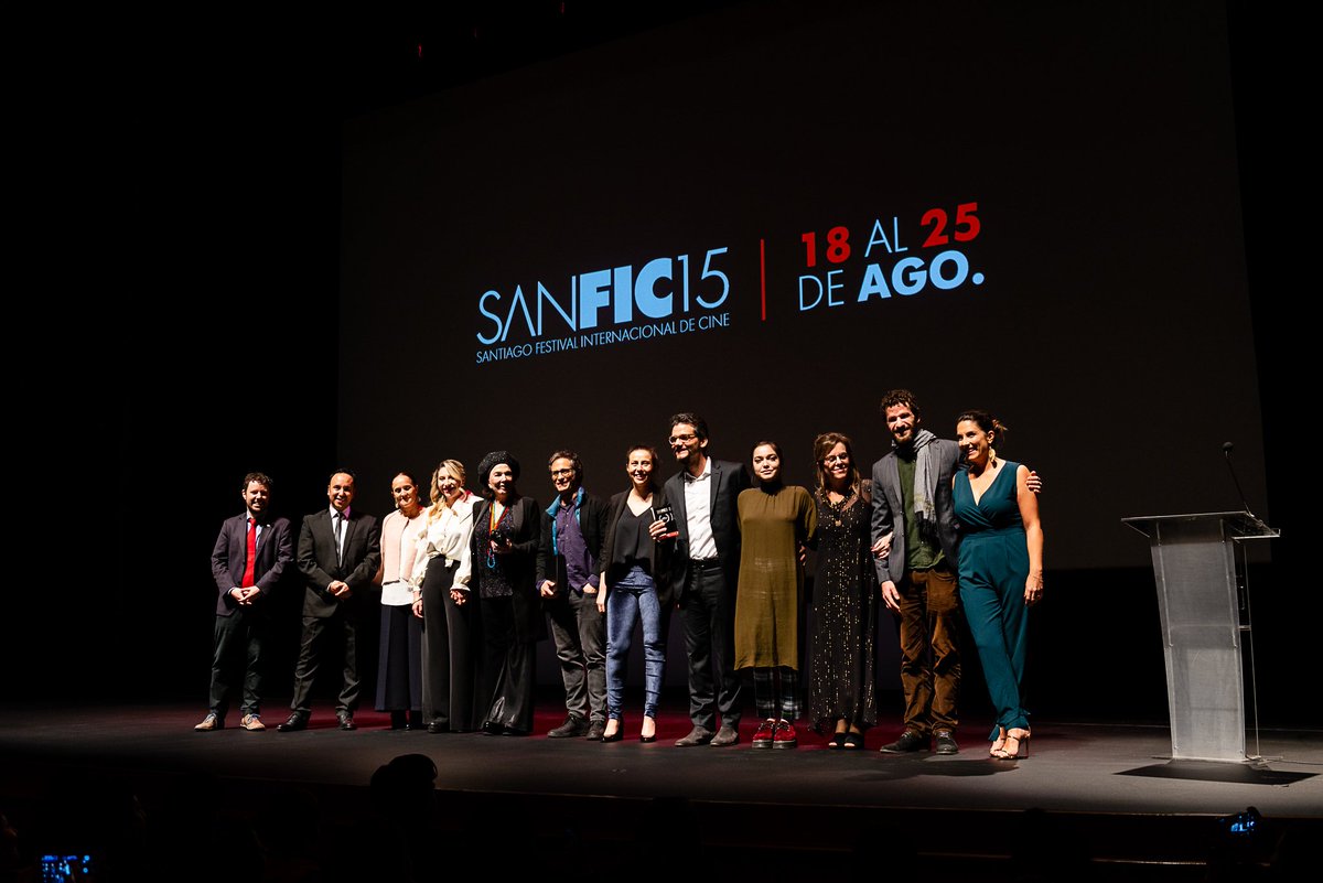 cinemachile's tweet photo. Ya son 15 años de @SANFICFESTIVAL y fueron celebrados junto a @GaelGarciaB y @WagnerMouraReal ! Felicidades a la dupla fundadora @SandovalGaby y @Carlosnunezr! Revisa acá la programación completa de la edición 2019: https://t.co/5xGm0WqGmg https://t.co/CmnbXnuBAt