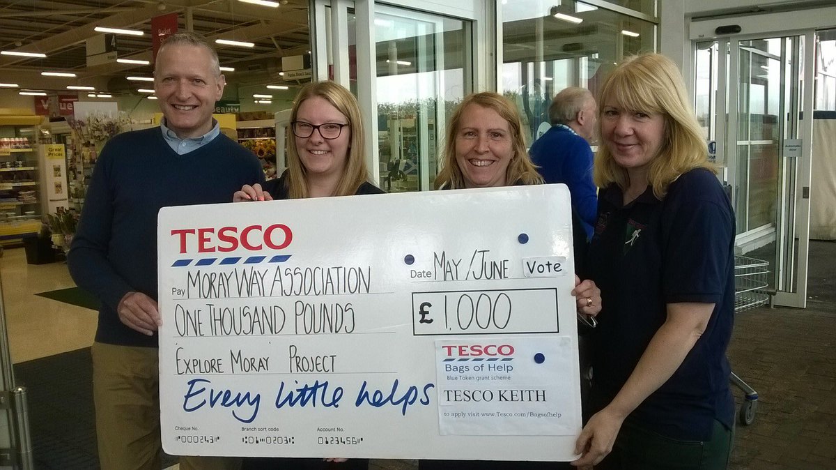 🔵🔵Lovely morning meeting Diane &amp; Steve from Moray Way Association  <a href="/TescoKeithmoss/">Tesco Keith</a> letting us know what they have planned for their #Bagsofhelp grant promoting walking in our area.🔵🔵 Big thank you to all who voted for them. #EveryTokenDoesCount🔵🔵