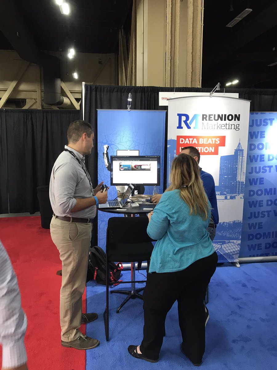 reunionmktg's tweet image. Come see your competitor’s Facebook ads and get perspective on how you’re competing in that strategy. Then, get your #JASK wristbands for the best karaoke party in Vegas. #DD27 #DigitalDealer27 #DigitalDealer