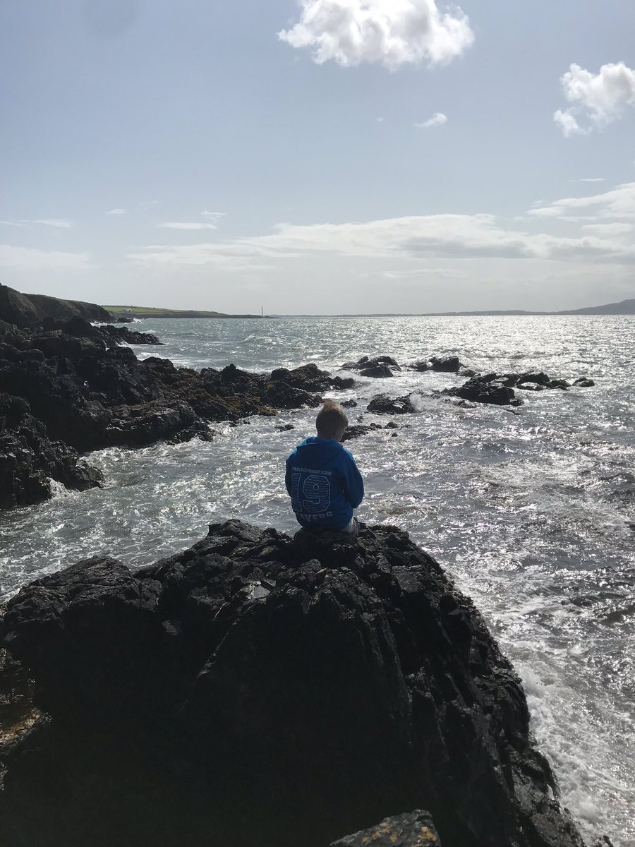 AdventureWalter's tweet photo. Had a lovely day today. Had a ride out to #trearddurbay and #churchbay I’m still amazed by the beauty of #anglesey I always find somewhere or something new every time I come here. #ynysmon https://t.co/KOxLpF3HbT
