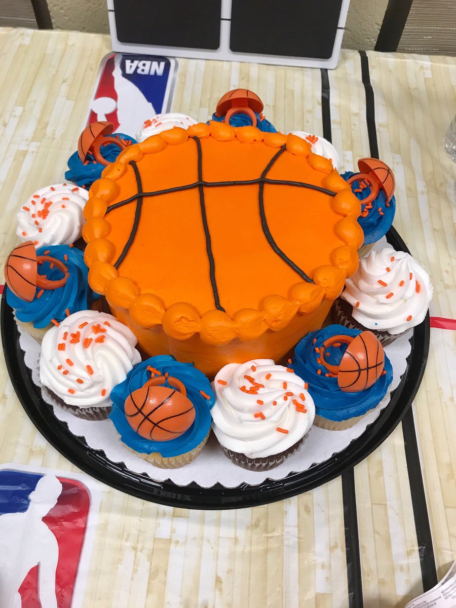 CarsonMay9's tweet photo. My 11th Birthday!! Basketball Style!!
My parents rented the basketball and party room for me!
.
.
#basketball #basketballornothing #basketball #party #kid #kids #kidparty #partytime #partytheme #basketballparty #cullmanaquaticcenter #basketballlife https://t.co/ZQjYicA9uc