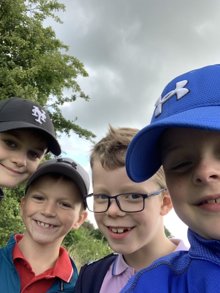 What a blast we had at Summer Golf Camp 😃⛳️
⠀
Lots of smiles and giggles 😁
⠀
A fantastic performance from all of these incredible individuals 👏🏼
⠀
WELL DONE TO ALL OF YOU 🏆 

#TheFuture #HoodGolf #Golfers #JuniorGolf #GrowTheGame #Golf #GolfProfessional #TrickShot 🏌🏼‍♂️