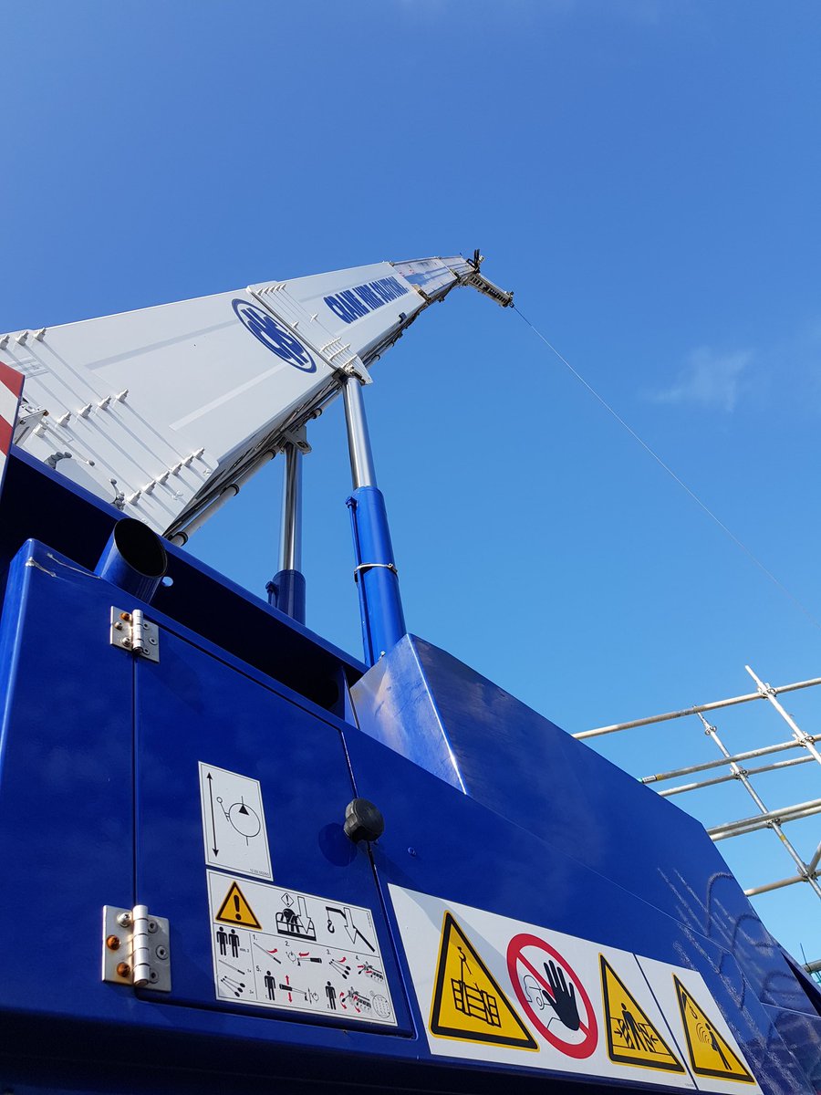 SolutionsCrane's tweet photo. Putting the Klaas to the test with timber framing unloading 2.5 tonne packs of pre fab panels and installing panels, trusses and spandrel panels in Derby #klaas #cranehire #timberframe https://t.co/QrWTSuDRBg