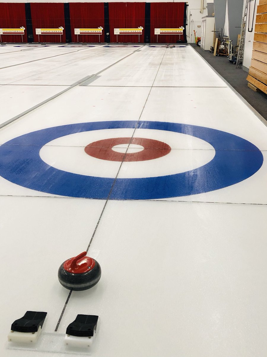 teamvaughancurl's tweet photo. Let the 🥌 season begin...felt good to get back at it! 

#summerwentfast #curling #teamasham 

@HighwoodDistill @PinchinLtd @KneeClinicYYC https://t.co/1dXLhj0XAE