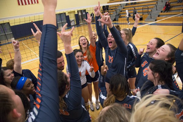 Pre-season rankings are in!

@EFCvolleyball enters the #NJCAAVB season sitting at the No. 2 ranked DIII team in the nation. The Harvesters will start their season this Thursday at Southwestern Christian College at 2 p.m. 

Photo by @ByJamesHartley/@TheEtCetera