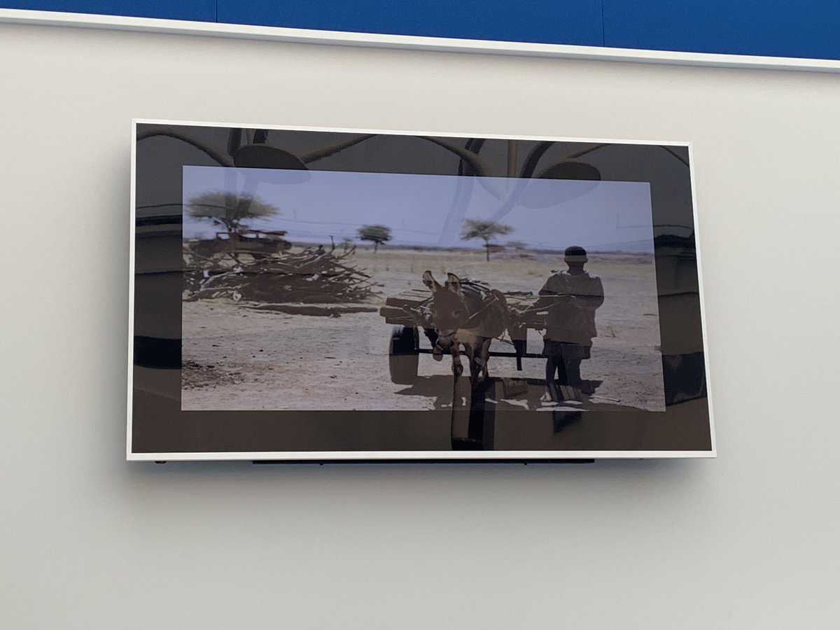 CSlowther's tweet photo. What a truly fascinating presentation from @NigelKuhn at @DunbarGrammar tonight. He spoke about his work in Mali, Zimbabwe and Antarctica. His message of the importance of humility and the amazing adventures you can have, when you say ‘yes’ to opportunity was inspiring #RISE https://t.co/oQEQX5O7Ut