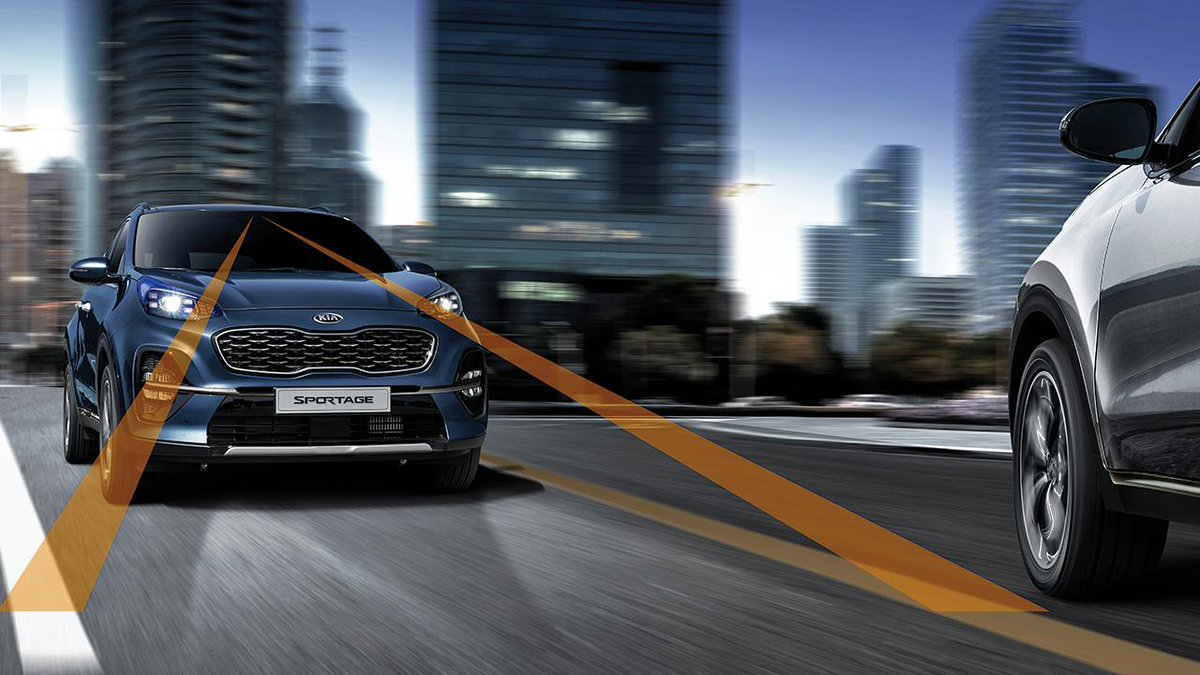 KiaMexico's tweet photo. ¿Mito o Realidad? 

#KIASportage es nuestro primer modelo con innovaciones semiautónomas de seguridad. 🤔 https://t.co/ydRBDRxv8I