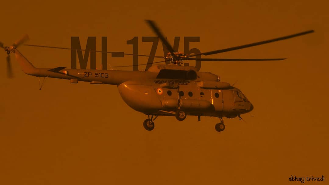 abhaytrivedi99's tweet photo. #worldphotographyday 🔁 #worldhelicopterday Mi-17V5: Trusted Workhorse and Angel of Mercy | @indianairforce देवदूत |
PS: It was then clicked when I was knowing nothing, 12 year yo boy 🙂
#IronFist #firepowerdemonstration #Jaisalmer #VayuShakti #sonycamera #aviationphotography https://t.co/uVx3KDDb43