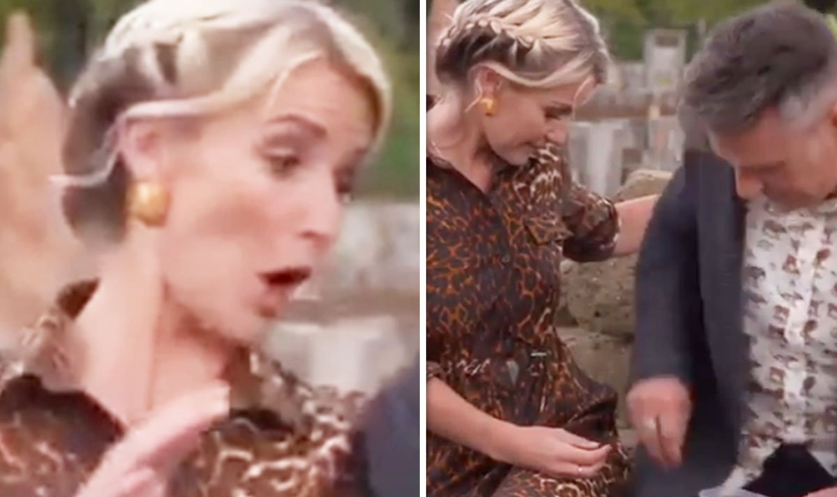 Daily_Express's tweet image. #CountryfileLive presenter Helen Skelton suffers on-air blunder 'Bit my bum!' #bigweekathezoo
express.co.uk/celebrity-news…