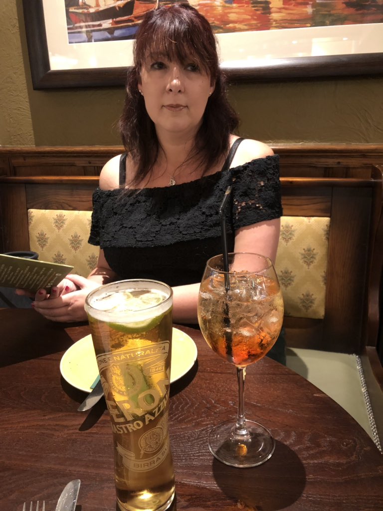 CJ1751's tweet photo. Anniversary drinks and dinner with the beautiful @mrsmoneypenny1 Most people dream of winning the lottery, well i won the most important lottery, the heart 💓 and love 💖 lottery. So lucky 🍀 to have her. #2as1 https://t.co/yFN68HIoGQ