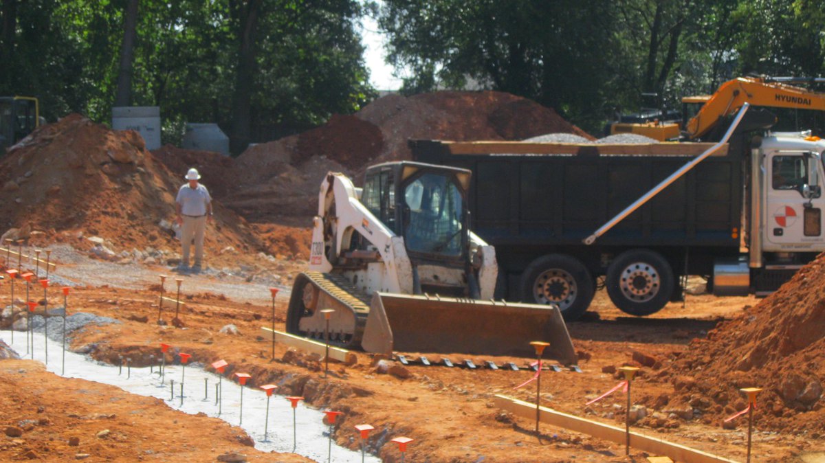 gateway_inc's tweet photo. We are excited to see progress on the new Clubhouse! Concrete is being poured and new developments are happening day by day!
#WeAreGatewaySC #clubhouseworks #yeahthatgreenville #mentalhealthawareness #gatewaysc #clubhousemodel #mentalhealthmatters #nami #greenville360 https://t.co/W4PgpkM2iW