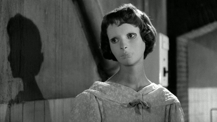 JudeMelon's tweet image. Si vous ne savez pas quoi regarder/faire ce soir à 22h30, je vous conseille le film français #LesYeuxSansVisage de #GeorgesFranju sur #ARTE @ARTEfr avec la regrettée #EdithScob.

Découvert sur le tard il y a quelques semaines, j'en avais parlé ici : youtube.com/watch?v=unfeRn…