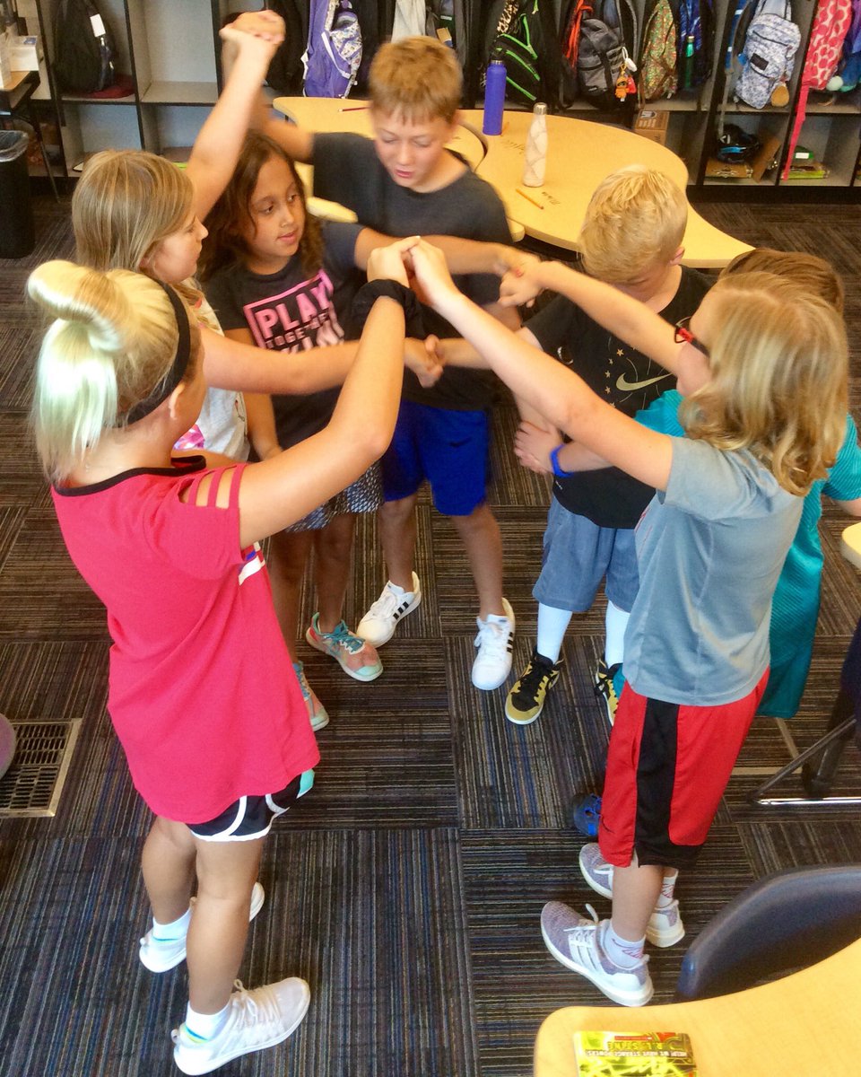 andussCHE's tweet photo. The beginning of the year provides incredible opportunities to develop a strong classroom culture. We are continuously learning about each member of our classroom and deepening our understanding of our class motto: This year, we are learning to take care of ourselves and others! https://t.co/0Te5lATugS