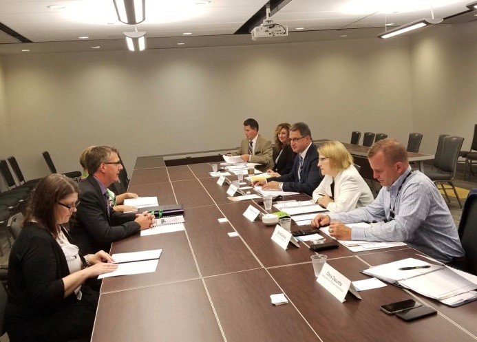 SylviaJonesMPP's tweet photo. I was pleased to chat with the Township of Conmee to hear their unique perspective on policing in Northern Ontario. We remain committed to ensuring safety for rural and northern communities #AMOConf19 https://t.co/L1ewr4mRjh