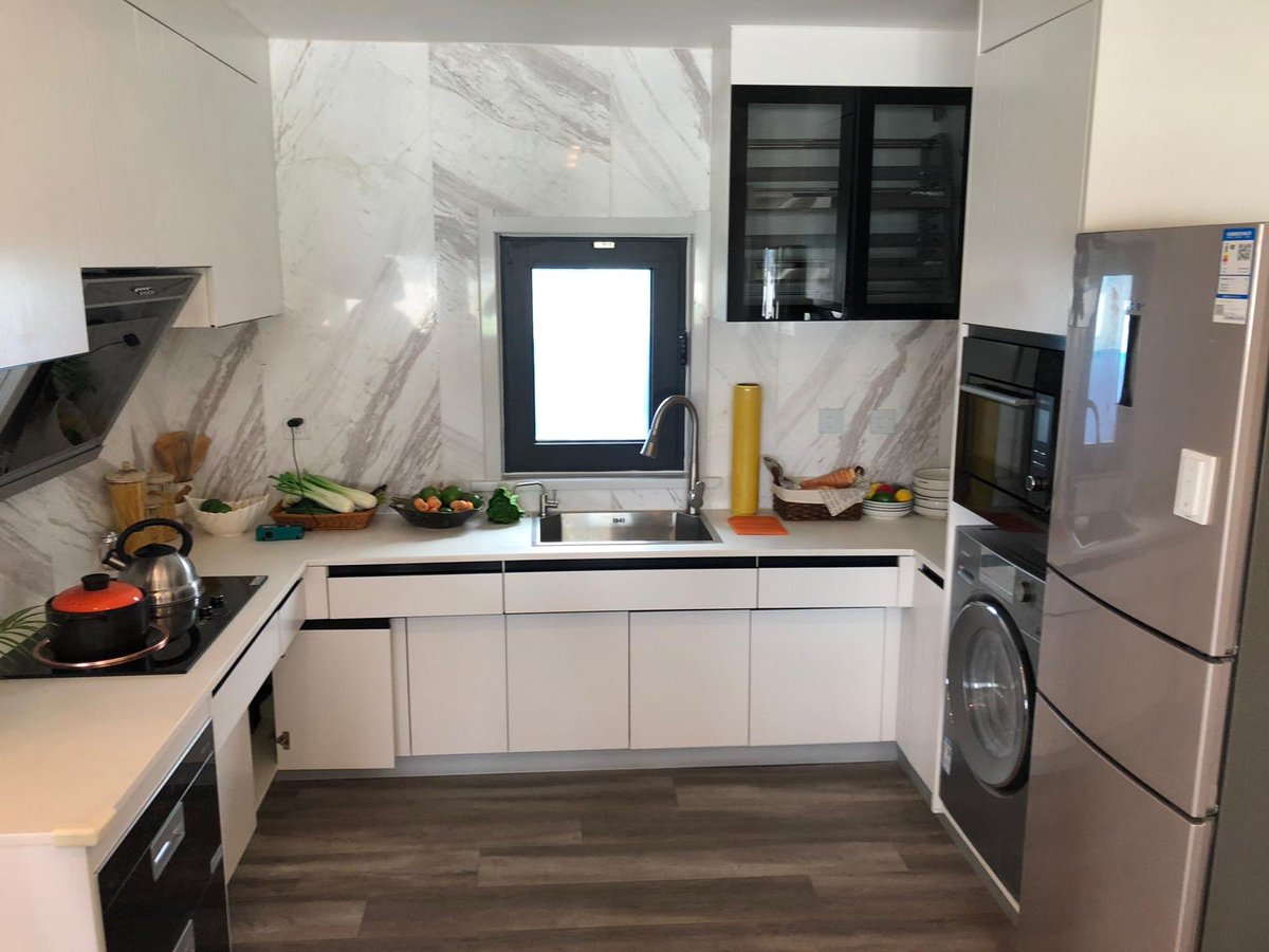 latraelrahming's tweet photo. Recently built modular prefabricated home zero energy consumption fully solar smart home and could withstand up to 185mph category 5 hurricane winds. The future of affordable housing and second home ownership in the Bahamas will be great.Excited about the innovation of the future https://t.co/HkNY3l5s5d