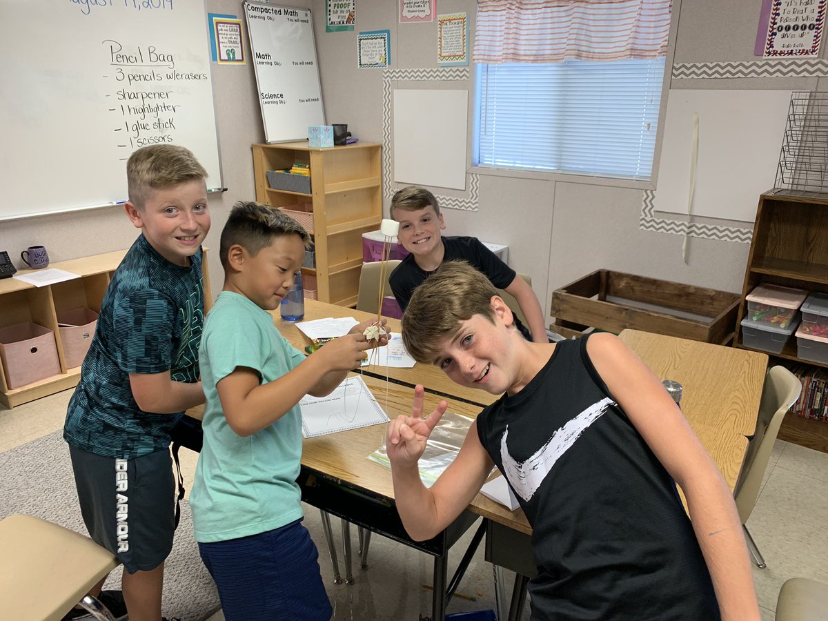 Schauna's tweet photo. First day of school! Marshamallow challenge! #haysleads https://t.co/OxTcqrahXj