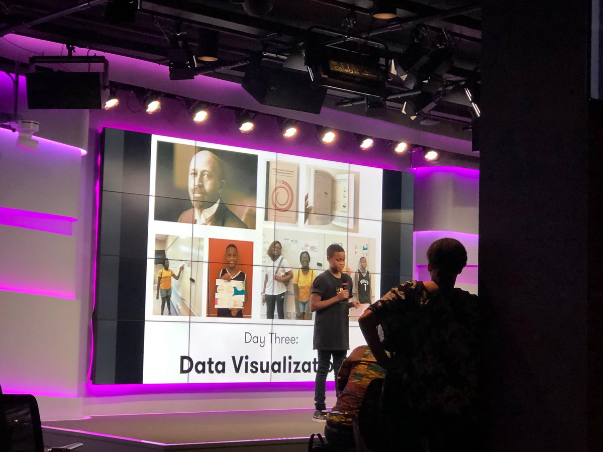 taoleighgoffe's tweet photo. So cool to attend and participate in an #Afrofuturist symposium @Google this past weekend curated by ⁦@aricianoo⁩ #Afrotectopia2019. Lightning 🌩 talks were electric ⚡️ and a 12 year-old going on 13 stole the show. Coding and designing the future. https://t.co/Jd9MZ0SY52