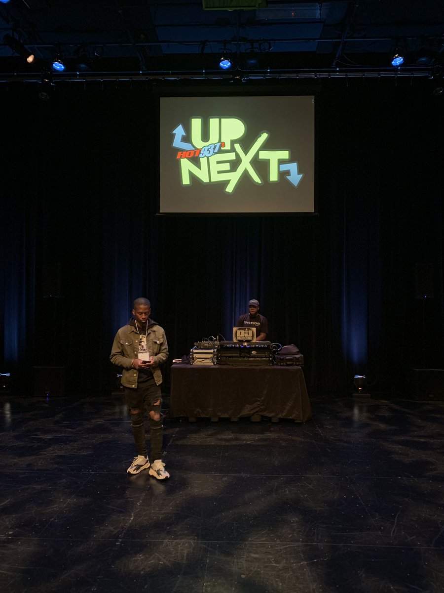 DJMEECHIE's tweet photo. Had A Great Time At The #READIConference Saturday ! 

Thank You @CTOfficeofArts @NowYouKnowENT I Got To Present Some Amazing Artists On That #Hot937UpNextLIVE Show. Thank You @Matt_Maratea @iamveraicon @WaveMatthews_ @BigBreadJrock @djbuck1 @MDoTLive23 https://t.co/b0zI2KAxMS