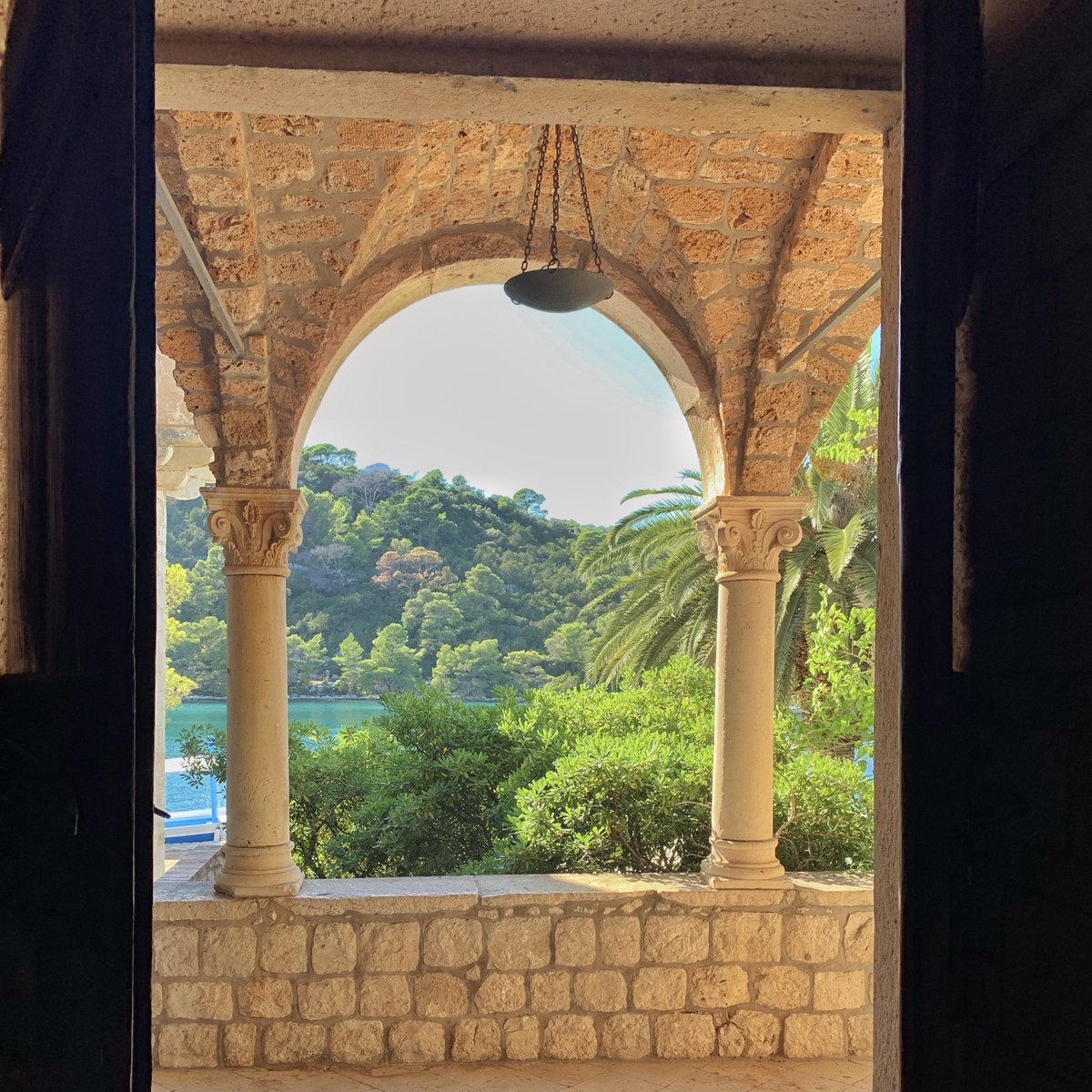 alicia_aubree's tweet photo. peaceful croatia🕊 https://t.co/oVlS3ZzL33