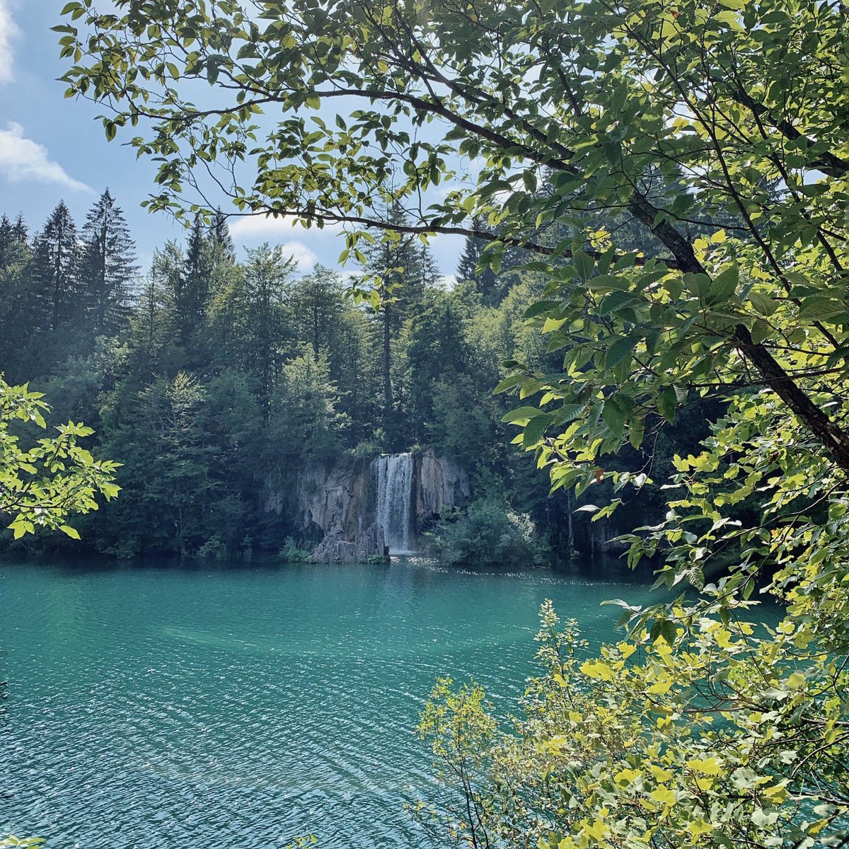 alicia_aubree's tweet photo. peaceful croatia🕊 https://t.co/oVlS3ZzL33