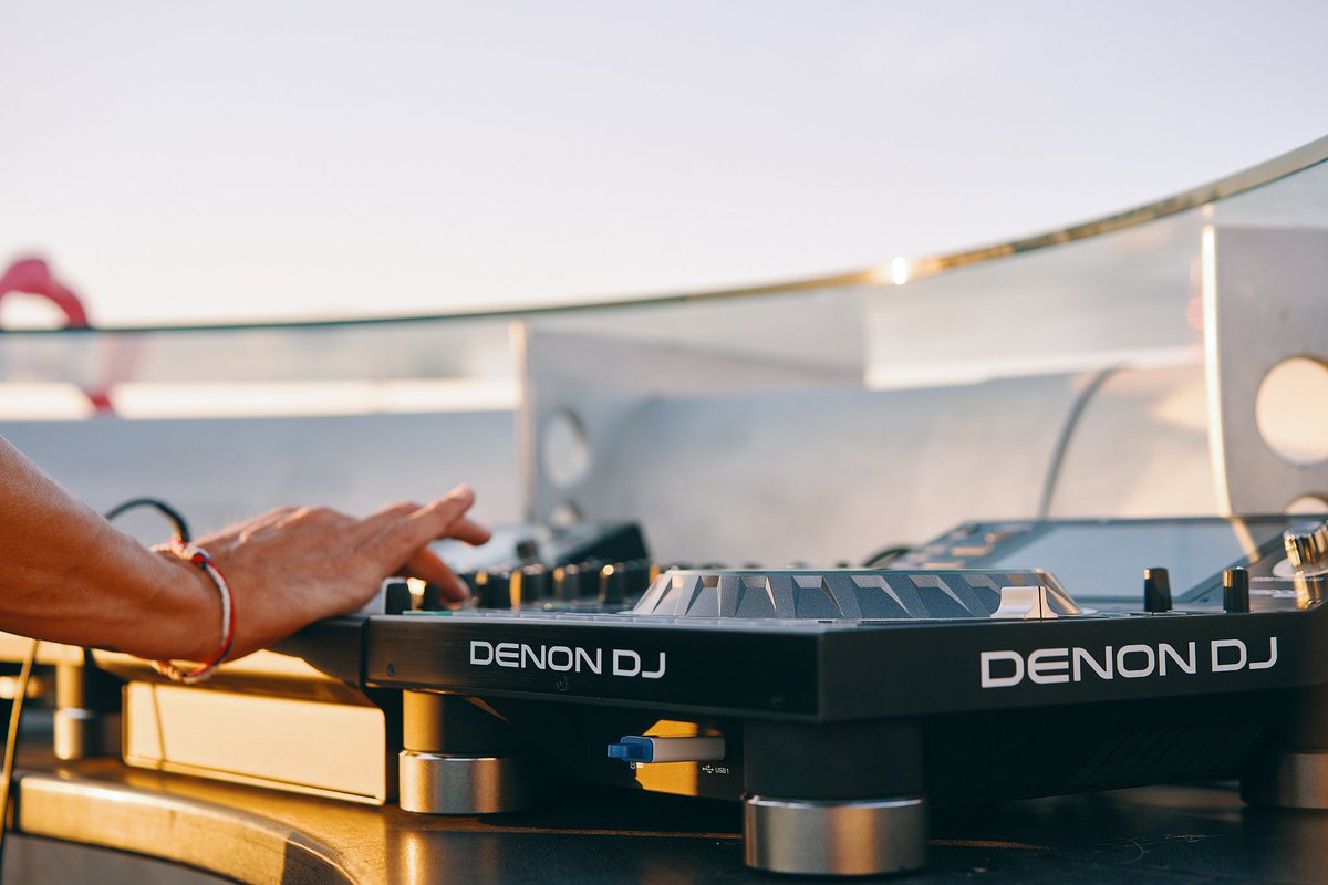 denon_dj's tweet image. We love the view from Hotel Ushuaia Tower, Ibiza, rooftop season is still in effect! #primetime #sc5000 #x1800