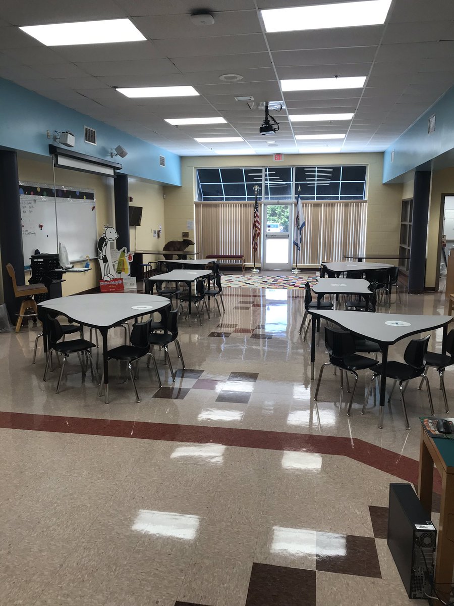 _Ashley_Torres's tweet photo. Here’s to a new school year and new adventures! #BCSFutureReady #PotomackAIR https://t.co/XKoYeq2AH0