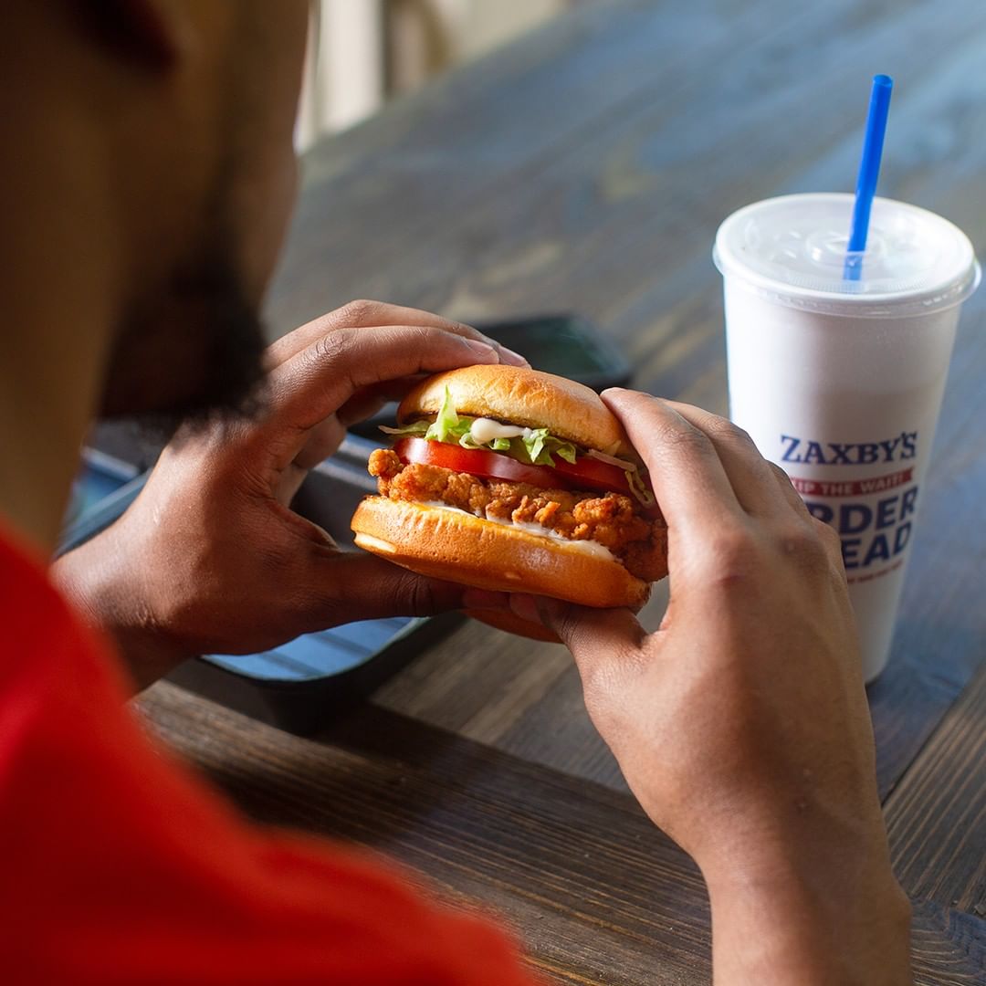 Zaxbys's tweet image. Did🥪 someone🥪 say🥪 sandwiches? 🥪