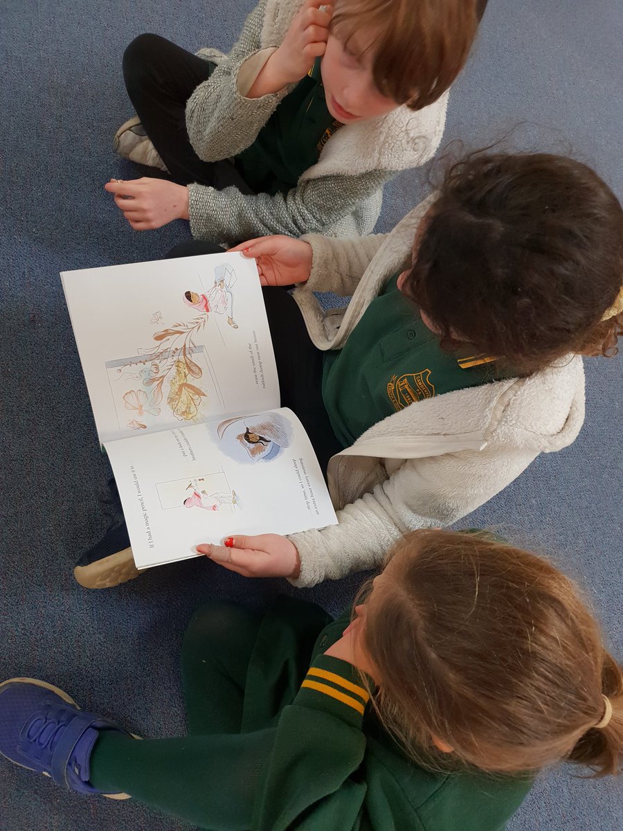 Book week 2019. #whyisreadingyoursecretpower?
#buddyreading @QuokkasCPS